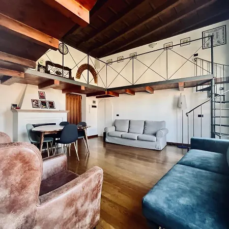 La Casa Sul Naviglio Milaan
